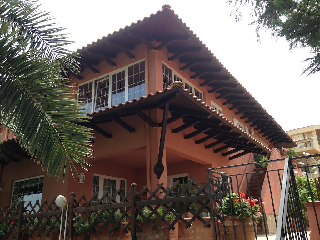 B&B Villa Di Giorgi Cefalù Kültér fotó