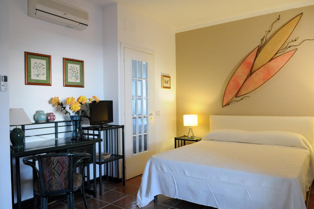 B&B Villa Di Giorgi Cefalù Szoba fotó